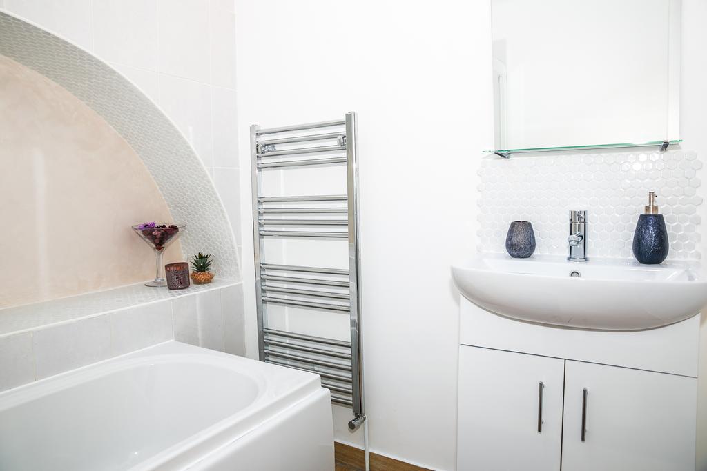 Skylight Apartment Eastbourne Eksteriør bilde